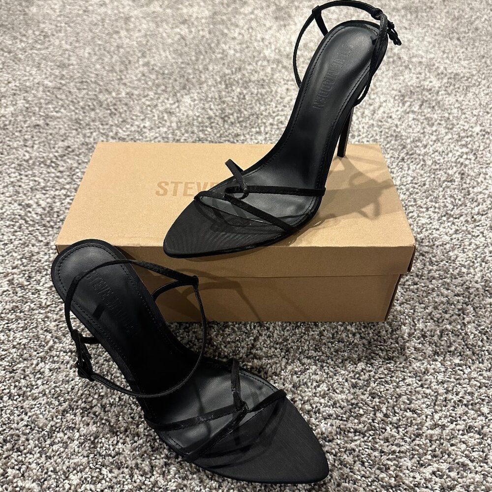 Steve Madden Stellina Pumps (Black Satin - Size 8.5M)